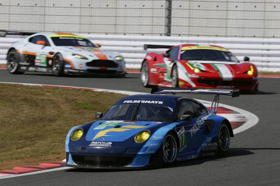  Porsche 911 GT3 RSR 2012 года  (фото 38 из 429)